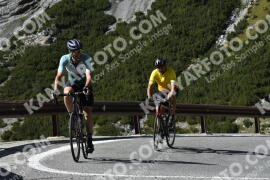 Photo #2875306 | 13-09-2022 14:00 | Passo Dello Stelvio - Waterfall curve BICYCLES