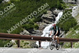 Photo #2271570 | 09-07-2022 13:39 | Passo Dello Stelvio - Waterfall curve BICYCLES