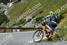 Foto #2579378 | 10-08-2022 11:40 | Passo Dello Stelvio - Waterfall Kehre BICYCLES