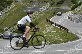 Foto #3734555 | 06-08-2023 10:22 | Passo Dello Stelvio - Waterfall Kehre BICYCLES