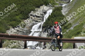 Photo #3517667 | 17-07-2023 11:27 | Passo Dello Stelvio - Waterfall curve BICYCLES