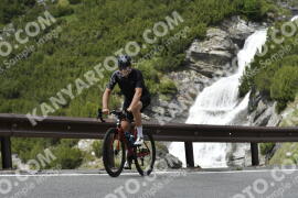 Photo #3202119 | 23-06-2023 13:21 | Passo Dello Stelvio - Waterfall curve BICYCLES
