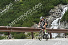 Photo #2464227 | 31-07-2022 15:35 | Passo Dello Stelvio - Waterfall curve BICYCLES