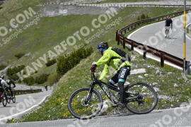 Fotó #3066876 | 09-06-2023 13:57 | Passo Dello Stelvio - Vízesés kanyar Bicajosok