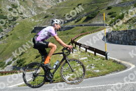Photo #2381028 | 24-07-2022 10:09 | Passo Dello Stelvio - Waterfall curve BICYCLES