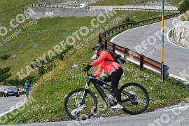 Fotó #2684125 | 17-08-2022 15:07 | Passo Dello Stelvio - Vízesés kanyar Bicajosok