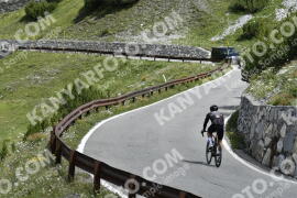 Photo #3546609 | 22-07-2023 11:10 | Passo Dello Stelvio - Waterfall curve BICYCLES