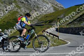 Photo #3911652 | 16-08-2023 10:15 | Passo Dello Stelvio - Waterfall curve BICYCLES