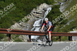 Photo #3982948 | 20-08-2023 10:04 | Passo Dello Stelvio - Waterfall curve BICYCLES