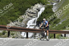 Photo #3541301 | 20-07-2023 10:58 | Passo Dello Stelvio - Waterfall curve BICYCLES