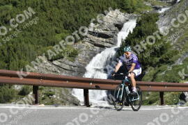 Photo #3476353 | 15-07-2023 09:38 | Passo Dello Stelvio - Waterfall curve BICYCLES