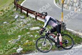 Photo #2192455 | 25-06-2022 14:11 | Passo Dello Stelvio - Waterfall curve BICYCLES