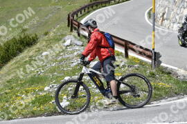 Fotó #2084497 | 04-06-2022 14:28 | Passo Dello Stelvio - Vízesés kanyar Bicajosok