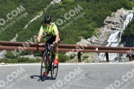 Photo #2352576 | 19-07-2022 10:30 | Passo Dello Stelvio - Waterfall curve BICYCLES