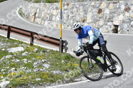 Photo #2112965 | 10-06-2022 15:10 | Passo Dello Stelvio - Waterfall curve BICYCLES