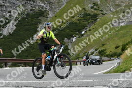 Photo #2461341 | 31-07-2022 11:32 | Passo Dello Stelvio - Waterfall curve BICYCLES