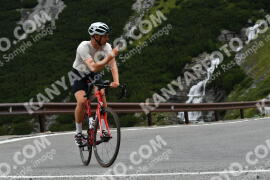 Photo #2437090 | 30-07-2022 10:10 | Passo Dello Stelvio - Waterfall curve BICYCLES