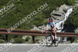 Photo #3535720 | 18-07-2023 10:21 | Passo Dello Stelvio - Waterfall curve BICYCLES