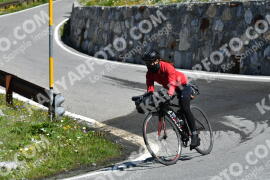 Fotó #2243159 | 06-07-2022 11:19 | Passo Dello Stelvio - Vízesés kanyar Bicajosok