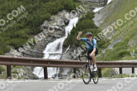 Photo #3255694 | 27-06-2023 12:48 | Passo Dello Stelvio - Waterfall curve BICYCLES