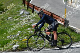 Photo #2161186 | 19-06-2022 16:17 | Passo Dello Stelvio - Waterfall curve BICYCLES