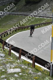 Fotó #3100513 | 14-06-2023 12:09 | Passo Dello Stelvio - Vízesés kanyar Bicajosok