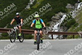 Photo #2462220 | 31-07-2022 10:46 | Passo Dello Stelvio - Waterfall curve BICYCLES