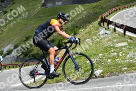 Photo #2307108 | 15-07-2022 10:35 | Passo Dello Stelvio - Waterfall curve BICYCLES