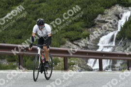 Photo #3546428 | 22-07-2023 11:01 | Passo Dello Stelvio - Waterfall curve BICYCLES