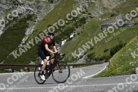 Photo #3239051 | 26-06-2023 11:22 | Passo Dello Stelvio - Waterfall curve BICYCLES