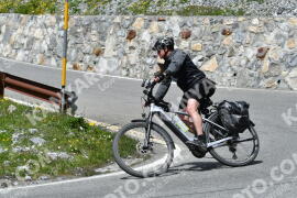 Photo #2204589 | 27-06-2022 14:27 | Passo Dello Stelvio - Waterfall curve BICYCLES