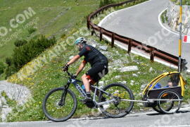 Photo #2192431 | 25-06-2022 14:03 | Passo Dello Stelvio - Waterfall curve BICYCLES