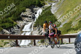 Fotó #2712410 | 22-08-2022 14:11 | Passo Dello Stelvio - Vízesés kanyar Bicajosok