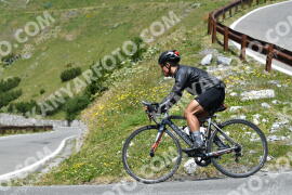Photo #2371266 | 22-07-2022 13:06 | Passo Dello Stelvio - Waterfall curve BICYCLES