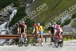 Photo #2439223 | 30-07-2022 10:38 | Passo Dello Stelvio - Waterfall curve BICYCLES