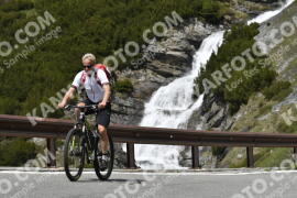 Photo #3086202 | 11-06-2023 13:06 | Passo Dello Stelvio - Waterfall curve BICYCLES