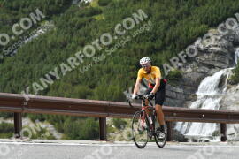 Photo #2684130 | 17-08-2022 15:07 | Passo Dello Stelvio - Waterfall curve BICYCLES