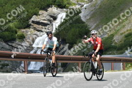 Photo #2370448 | 22-07-2022 12:29 | Passo Dello Stelvio - Waterfall curve BICYCLES
