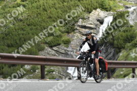 Photo #3547779 | 22-07-2023 09:32 | Passo Dello Stelvio - Waterfall curve BICYCLES