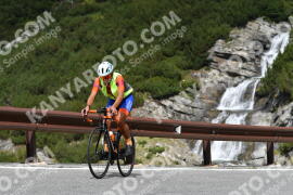Photo #2689651 | 20-08-2022 11:25 | Passo Dello Stelvio - Waterfall curve BICYCLES