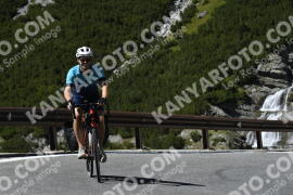 Photo #2720880 | 23-08-2022 14:08 | Passo Dello Stelvio - Waterfall curve BICYCLES