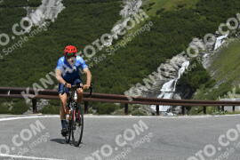 Photo #3556086 | 23-07-2023 10:47 | Passo Dello Stelvio - Waterfall curve BICYCLES