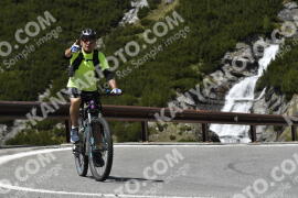 Photo #2084273 | 04-06-2022 13:31 | Passo Dello Stelvio - Waterfall curve BICYCLES