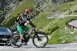Photo #2161022 | 19-06-2022 15:29 | Passo Dello Stelvio - Waterfall curve BICYCLES