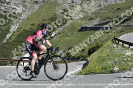 Photo #3243135 | 26-06-2023 09:54 | Passo Dello Stelvio - Waterfall curve BICYCLES