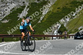Photo #3964052 | 19-08-2023 10:55 | Passo Dello Stelvio - Waterfall curve BICYCLES