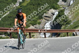 Photo #2368535 | 22-07-2022 09:57 | Passo Dello Stelvio - Waterfall curve BICYCLES