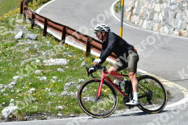 Photo #2220353 | 02-07-2022 15:13 | Passo Dello Stelvio - Waterfall curve BICYCLES