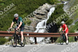 Photo #2175837 | 23-06-2022 10:29 | Passo Dello Stelvio - Waterfall curve BICYCLES