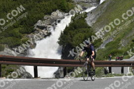 Photo #3238704 | 26-06-2023 11:02 | Passo Dello Stelvio - Waterfall curve BICYCLES
